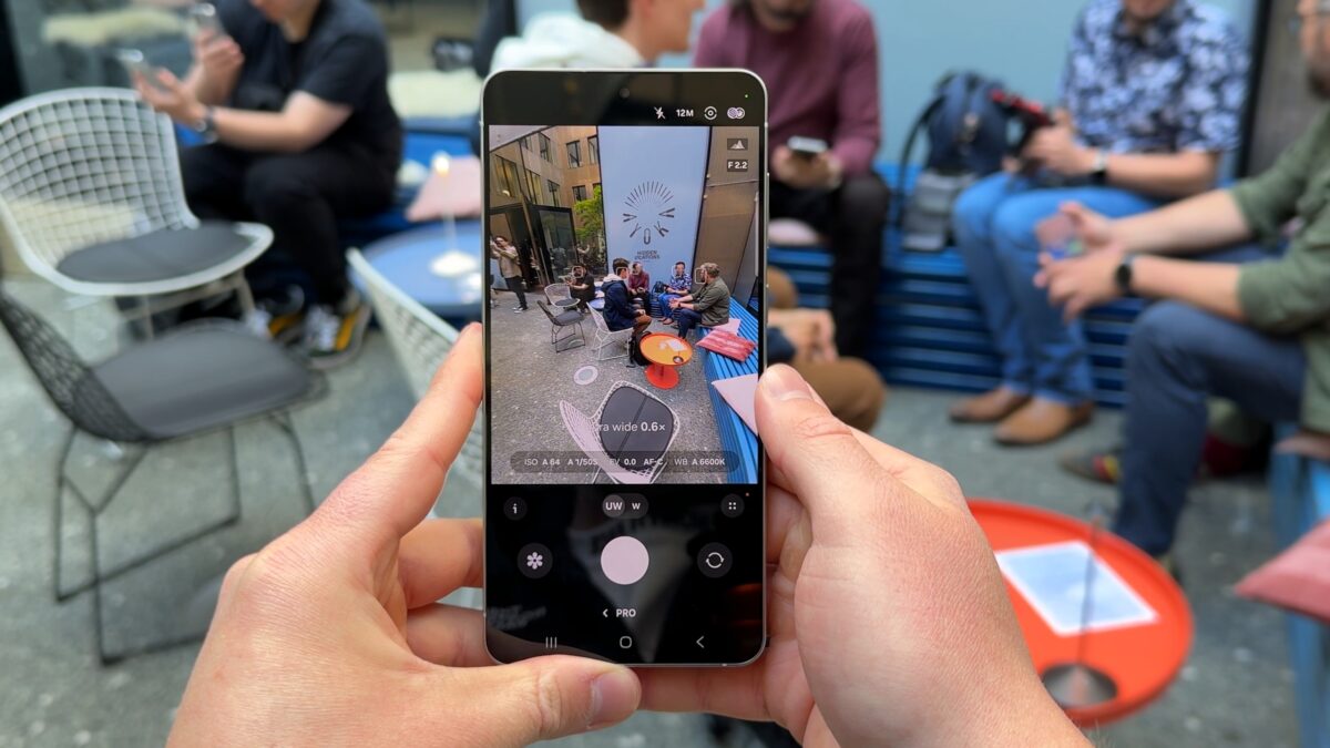 Technische doorbraak: ongelooflijke 200 MP in de behuizing van de Galaxy S25 Edge Nieuw tijdperk van fotografie: Samsung Galaxy S25 Edge met 200 MP camera