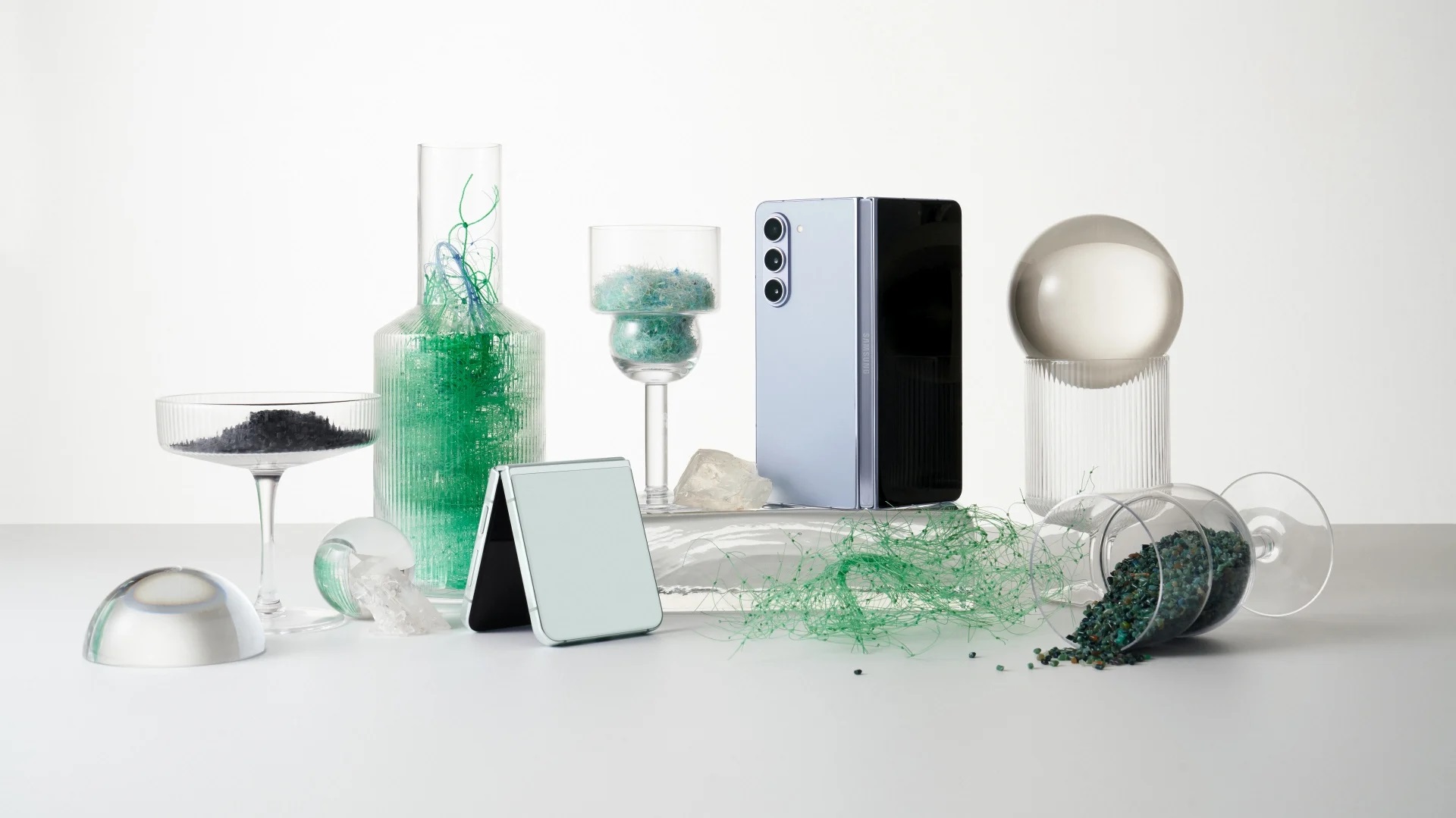 Samsung werkt nog steeds aan het stofdicht maken van opvouwbare smartphones Samsung werkt nog steeds aan het stofdicht maken van opvouwbare smartphones