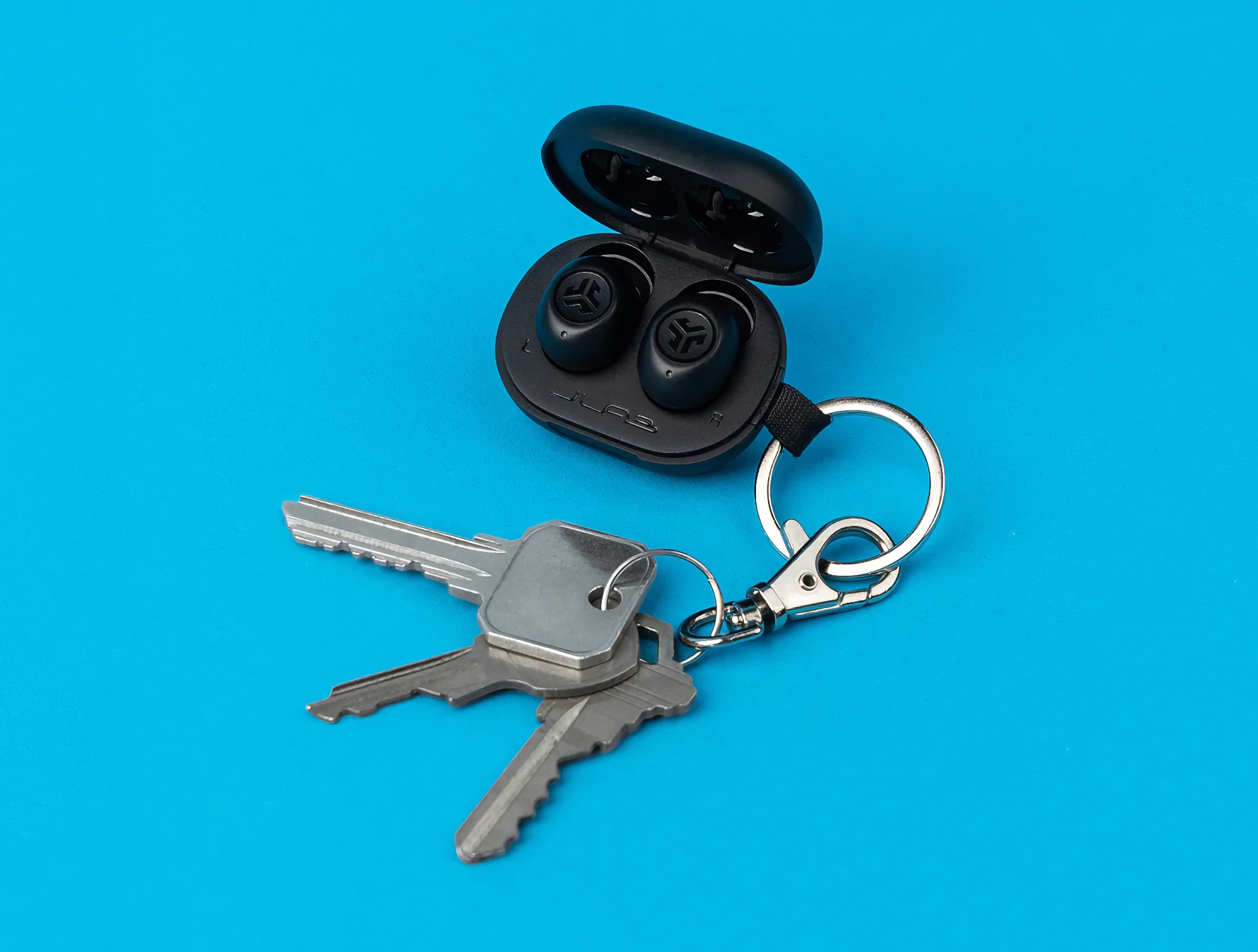 JLab JBuds Mini: compacte TWS-oortjes die je als een sleutelhanger kunt dragen JLab JBuds Mini: compacte TWS-oortjes die je als een sleutelhanger kunt dragen