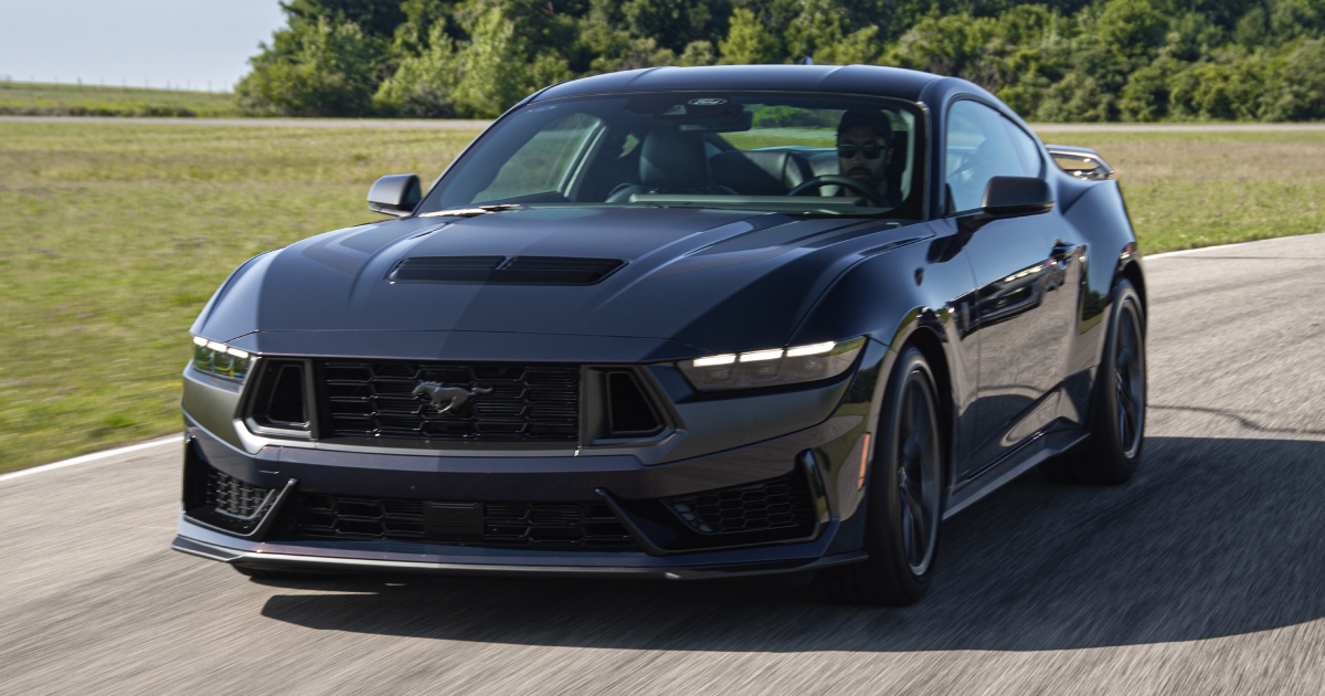De benzine Ford Mustang heeft opnieuw de elektrische Mach-E overtroffen in de Amerikaanse verkoop