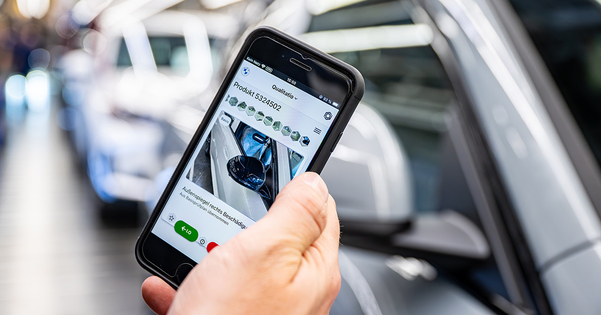 Innovatie op de productielijn: GenAI4Q Kunstmatige Intelligentie en de toekomst van de autoproductie GenAI4Q: AI-doorbraak in de kwaliteitscontrole van automobielassemblage
