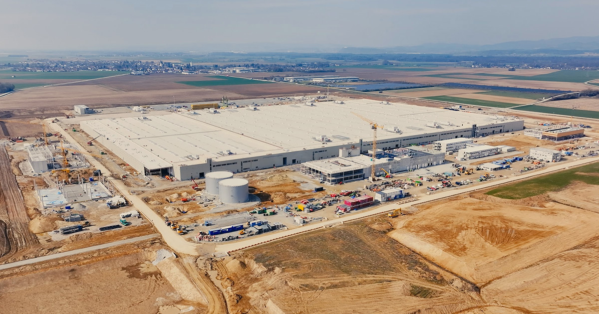 BMW's toekomstige fabriek in Irlbach: Een videorondleiding over de bouwplaats