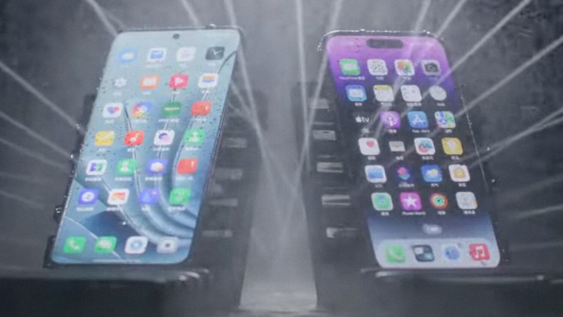 OnePlus heeft een touchscreen voor smartphones onthuld dat zelfs in een regenbui kan werken OnePlus heeft een touchscreen voor smartphones onthuld dat zelfs in een regenbui kan werken