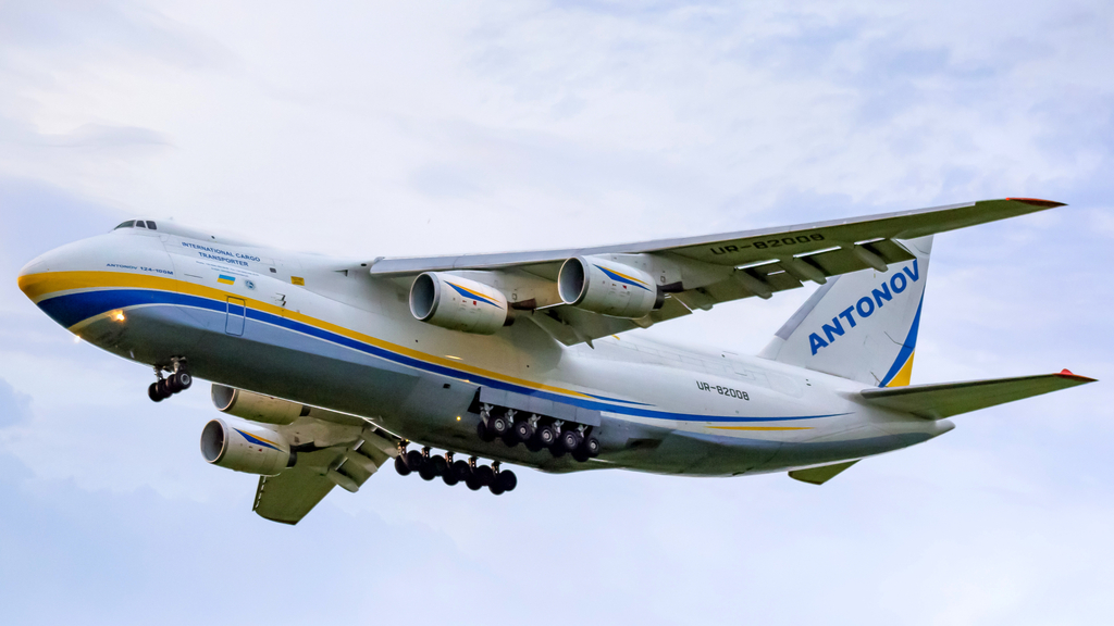 De kracht en grandeur van de AN-124: Het verhaal van de Oekraïense luchtvaartreus An-124 Ruslan: De reus van de Oekraïense lucht