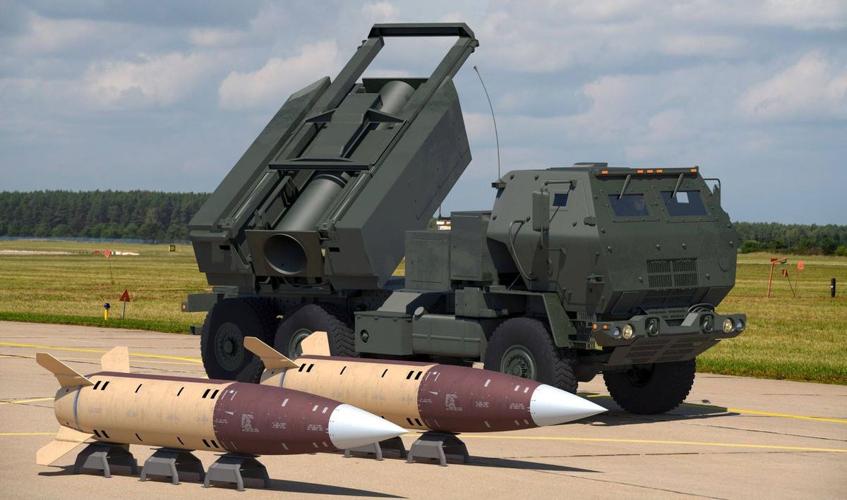 Het onderschatte potentieel van M142 HIMARS: de rol ervan in moderne conflicten met ATACMS Geheimen van M142 HIMARS: gebruik van MLRS in combinatie met ATACMS-raketten