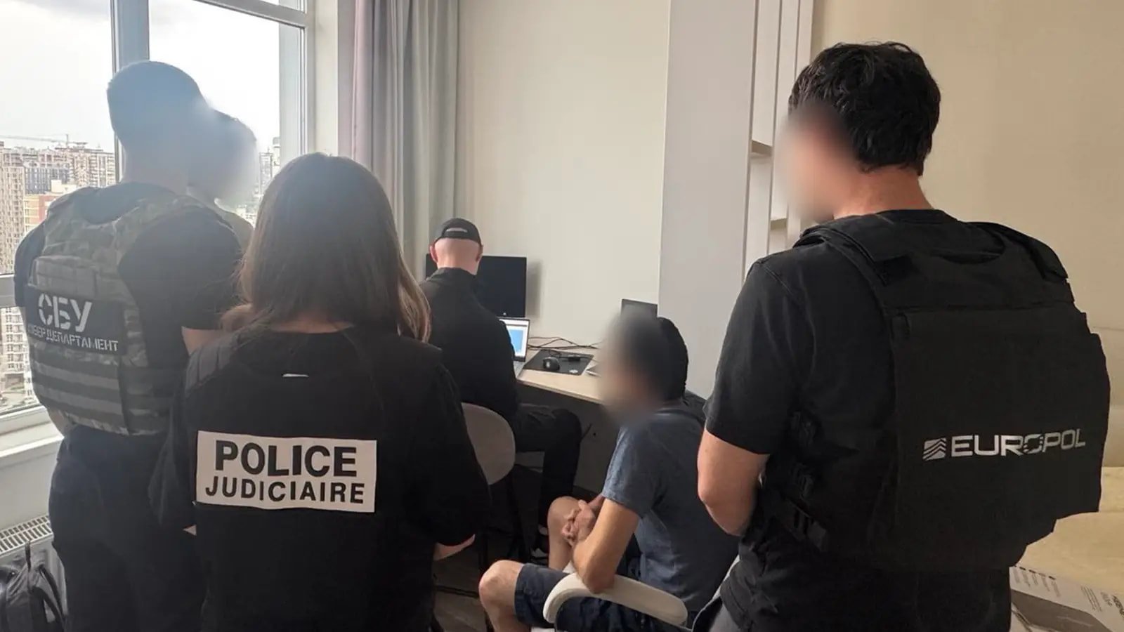 Kyiv arresteert hacker die een van de grootste forums voor cybercriminelen ter wereld leidde