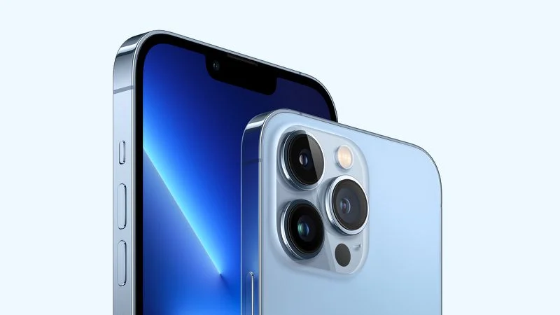 Het ruimte-tijdperk van communicatie: iPhone 13 krijgt toegang tot Starlink met iOS 18.5 Een communicatie revolutie: iOS 18.5 voegt Starlink toe voor iPhone 13
