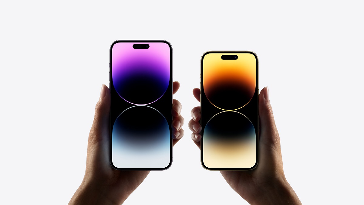 Apple blijft de smartphonemarkt in de VS domineren - de verkoop van Samsung daalde in een jaar tijd met 37 procent, terwijl de verkoop van Google met 48 procent toenam. Apple blijft de smartphonemarkt in de VS domineren - de verkoop van Samsung daalde in een jaar tijd met 37 procent, terwijl de verkoop van Google met 48 procent toenam.