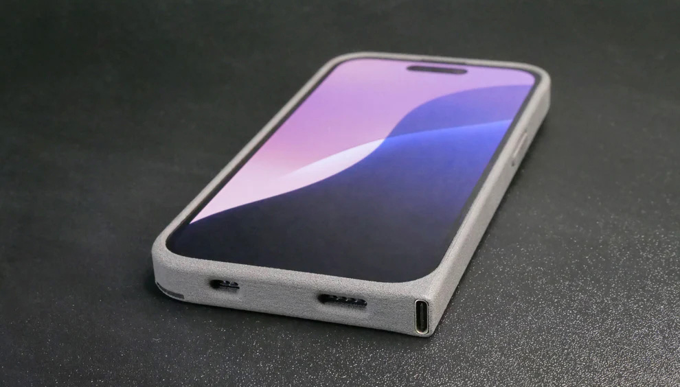 Accessoire doorbraak: hybride hoes met USB-C en Lightning voor iPhone iPhone-hoesje: een nieuwe hybride met USB-C en Lightning