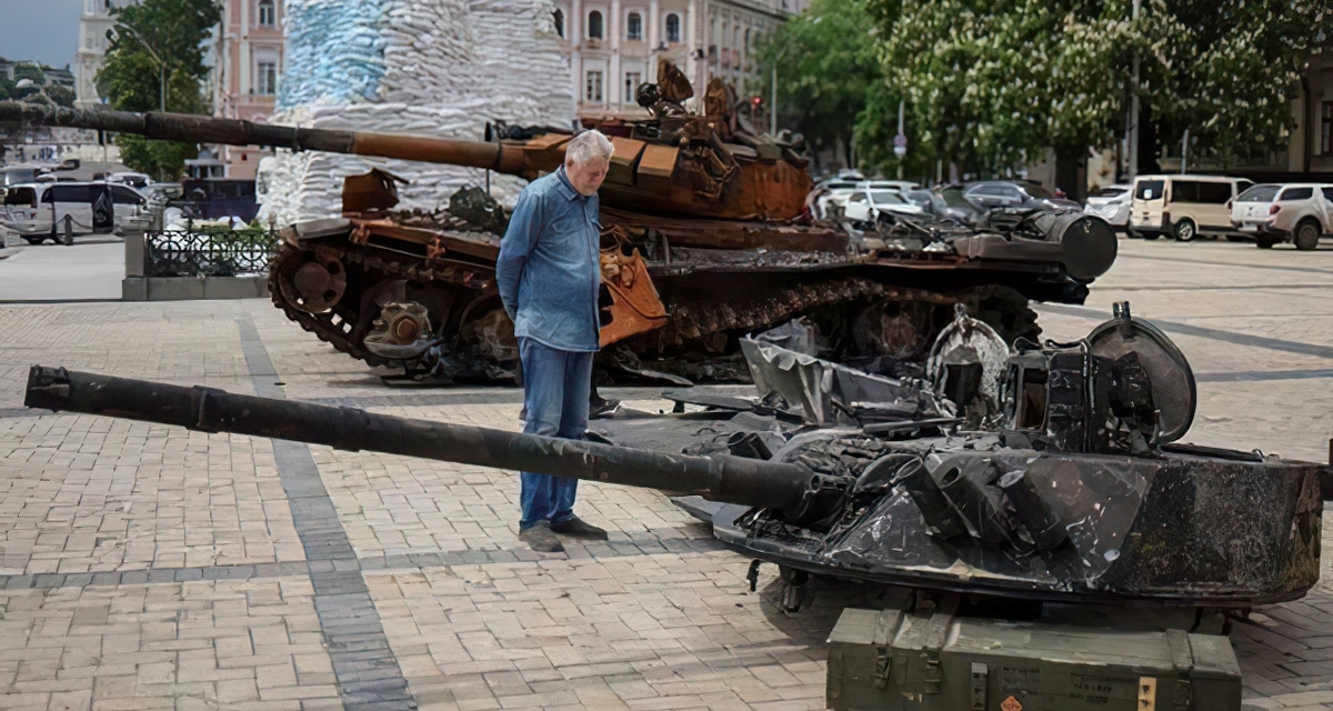 Rusland heeft meer dan 11.000 pantservoertuigen verloren sinds het begin van de grootschalige oorlog in Oekraïne Rusland heeft meer dan 11.000 pantservoertuigen verloren sinds het begin van de grootschalige oorlog in Oekraïne