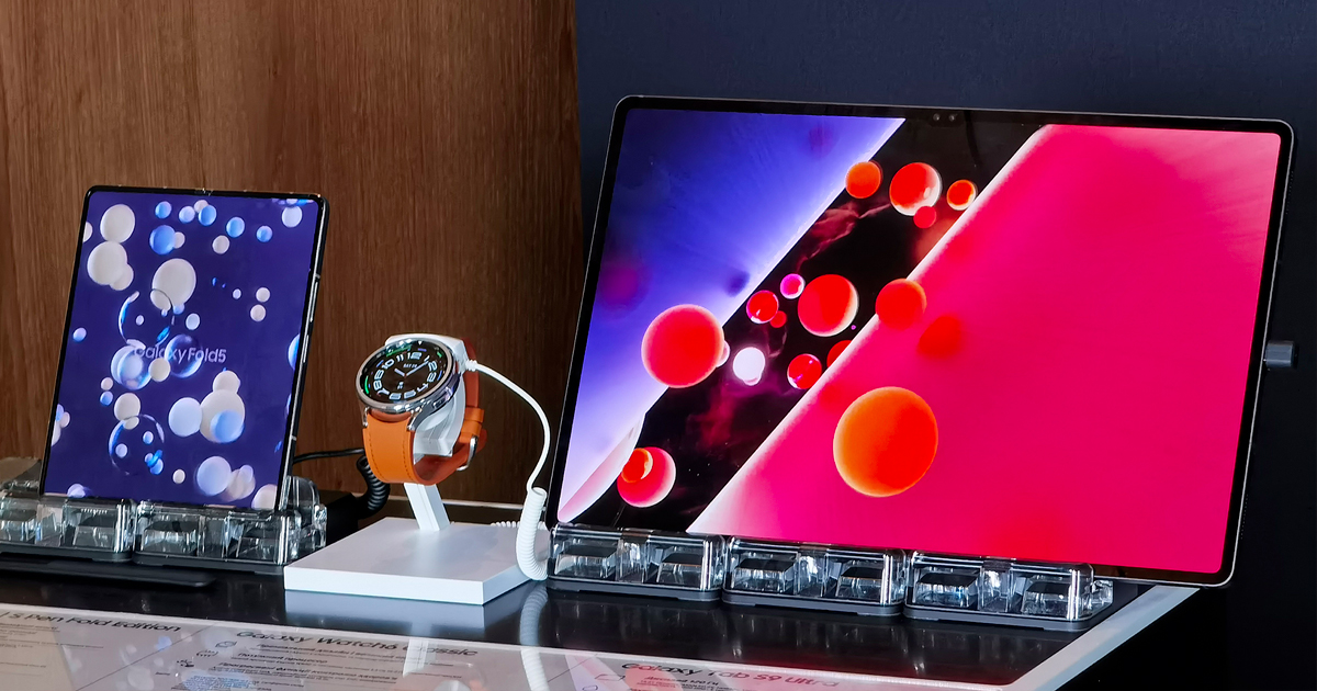 Samsung Galaxy Fold5, Flip5 opvouwbare smartphones, Galaxy Watch6 smartwatches en Galaxy Tab S9 tablets in eigen persoon