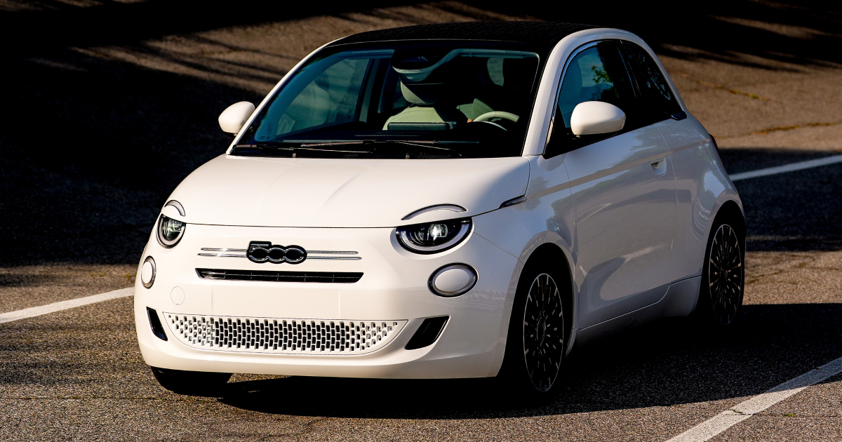 Fiat 500 Hybrid vooraanzicht Fiat 500 Hybrid vooraanzicht