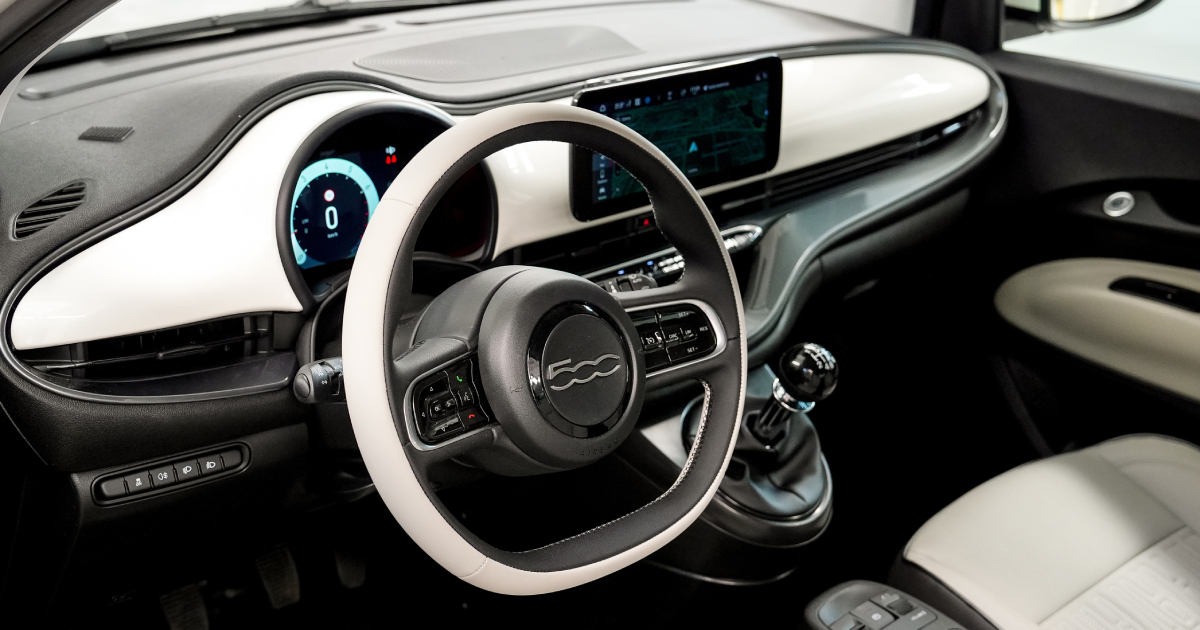 Fiat 500 Hybrid achteraanzicht Fiat 500 Hybrid achteraanzicht