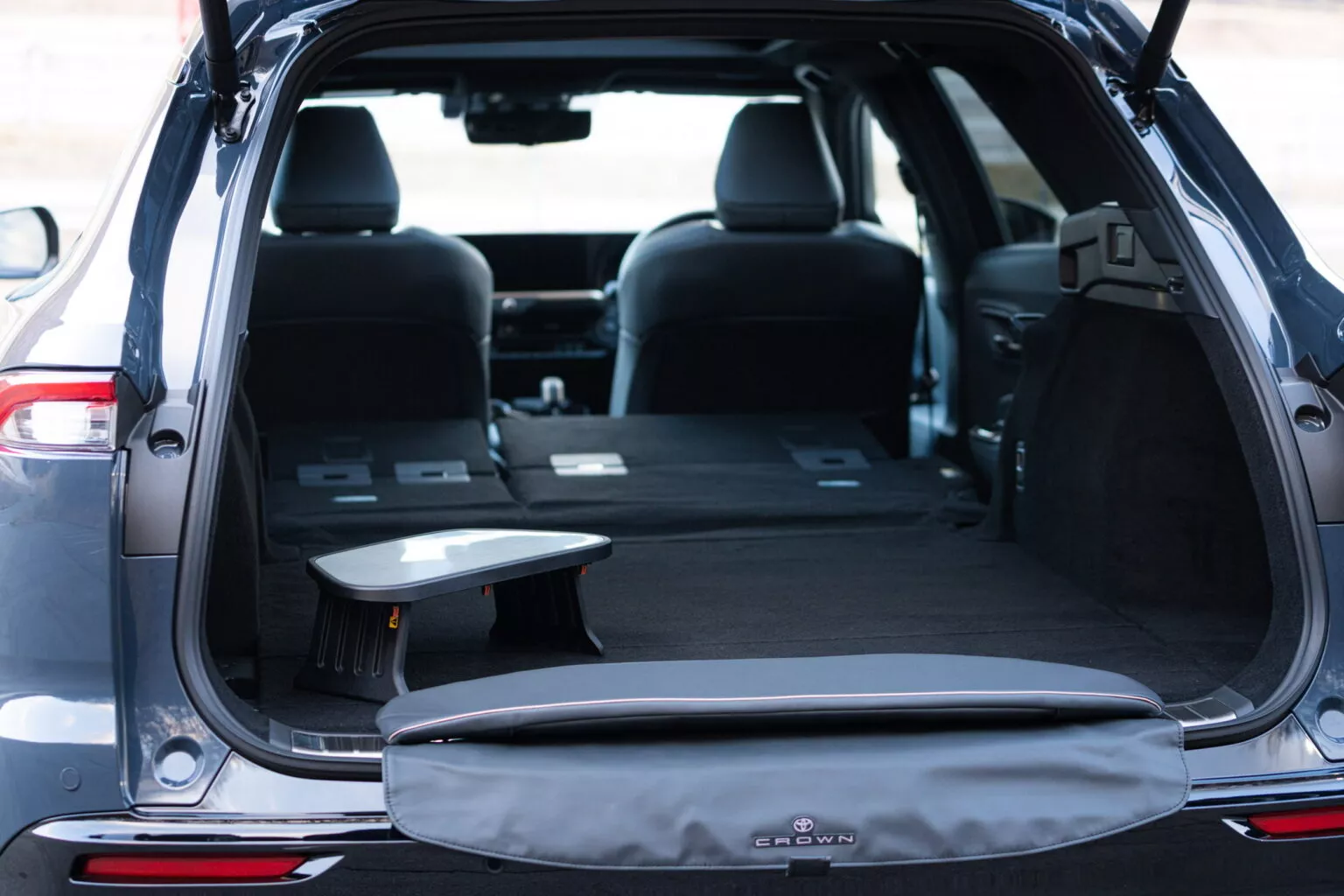 Toyota Crown Estate onderweg Toyota Crown Estate onderweg