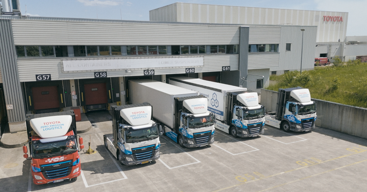 Toyota waterstoftruck Toyota waterstoftruck
