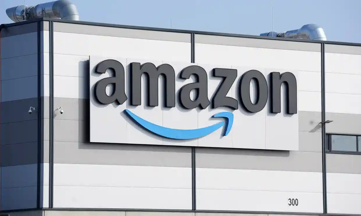 Amazon heeft een limiet ingesteld op het uitgeven van boeken vanwege problemen met AI-inhoud Amazon heeft een limiet ingesteld op het uitgeven van boeken vanwege problemen met AI-inhoud