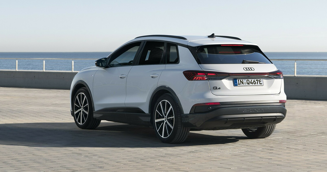 Audi Q4 40 e-tron in beweging Audi Q4 40 e-tron in beweging