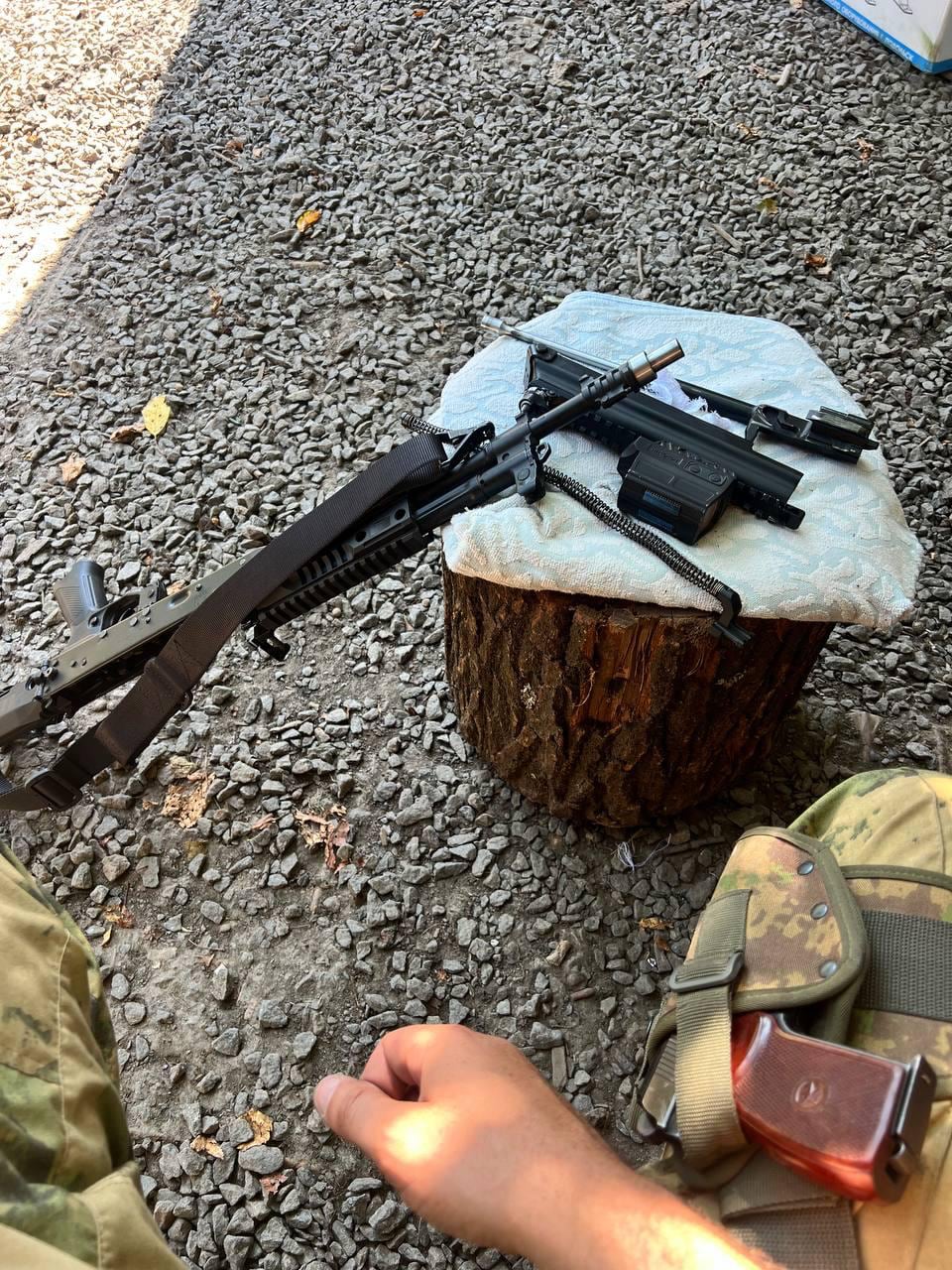 AK-12 geweer in het veld AK-12 geweer in het veld