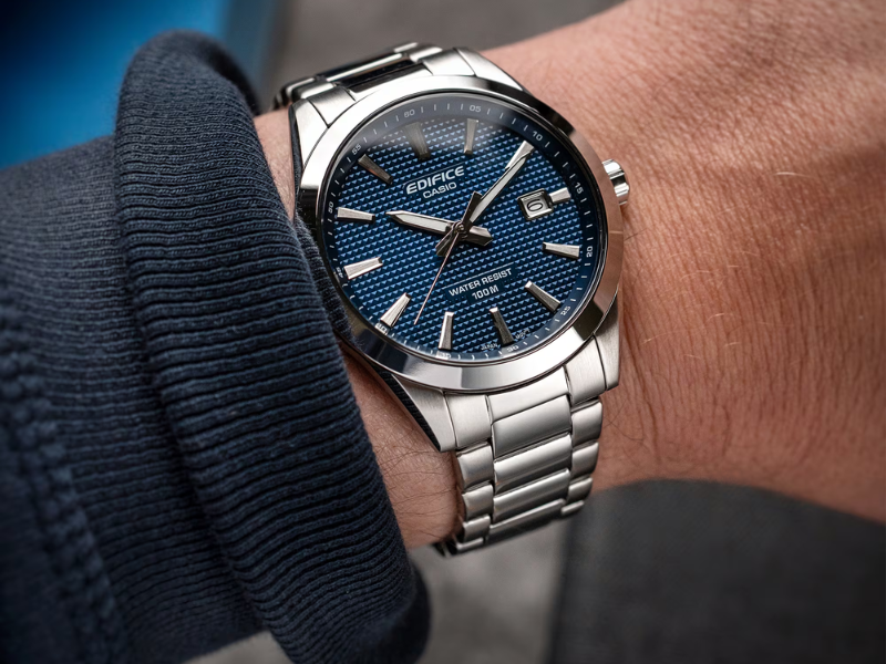 Casio Edifice EFV-160D. Illustratie: Casio