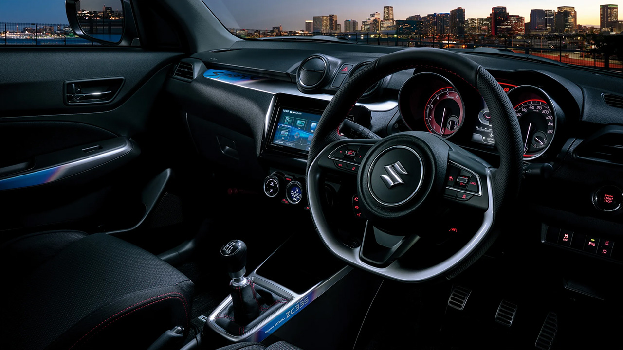 Interieur van de Suzuki Swift Sport ZC33S Final Edition Interieur van de Suzuki Swift Sport ZC33S Final Edition