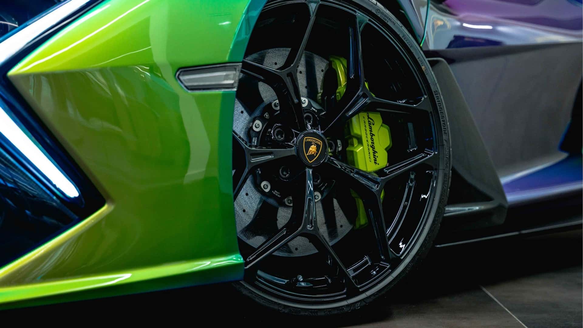 Lamborghini Revuelto met een knabbeltje van kleur