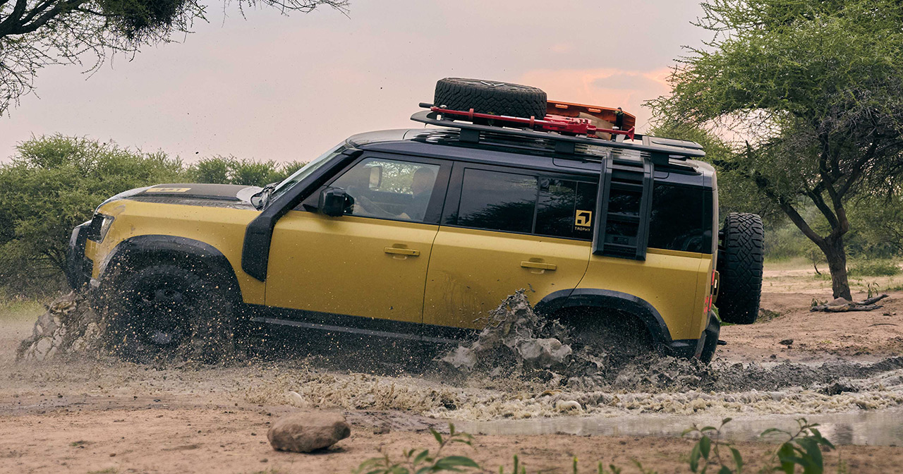 Defender Trophy Edition off-road Defender Trophy Edition off-road