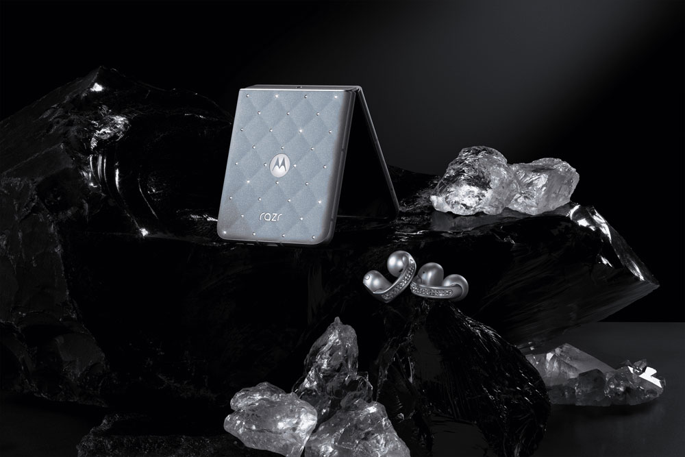 Motorola razr met Swarovski-kristallen Motorola razr met Swarovski-kristallen