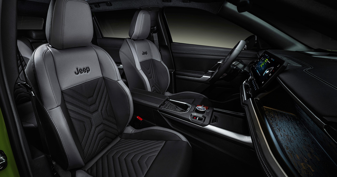 Jeep Compass First Edition in natuurlijke omstandigheden Jeep Compass First Edition in natuurlijke omstandigheden