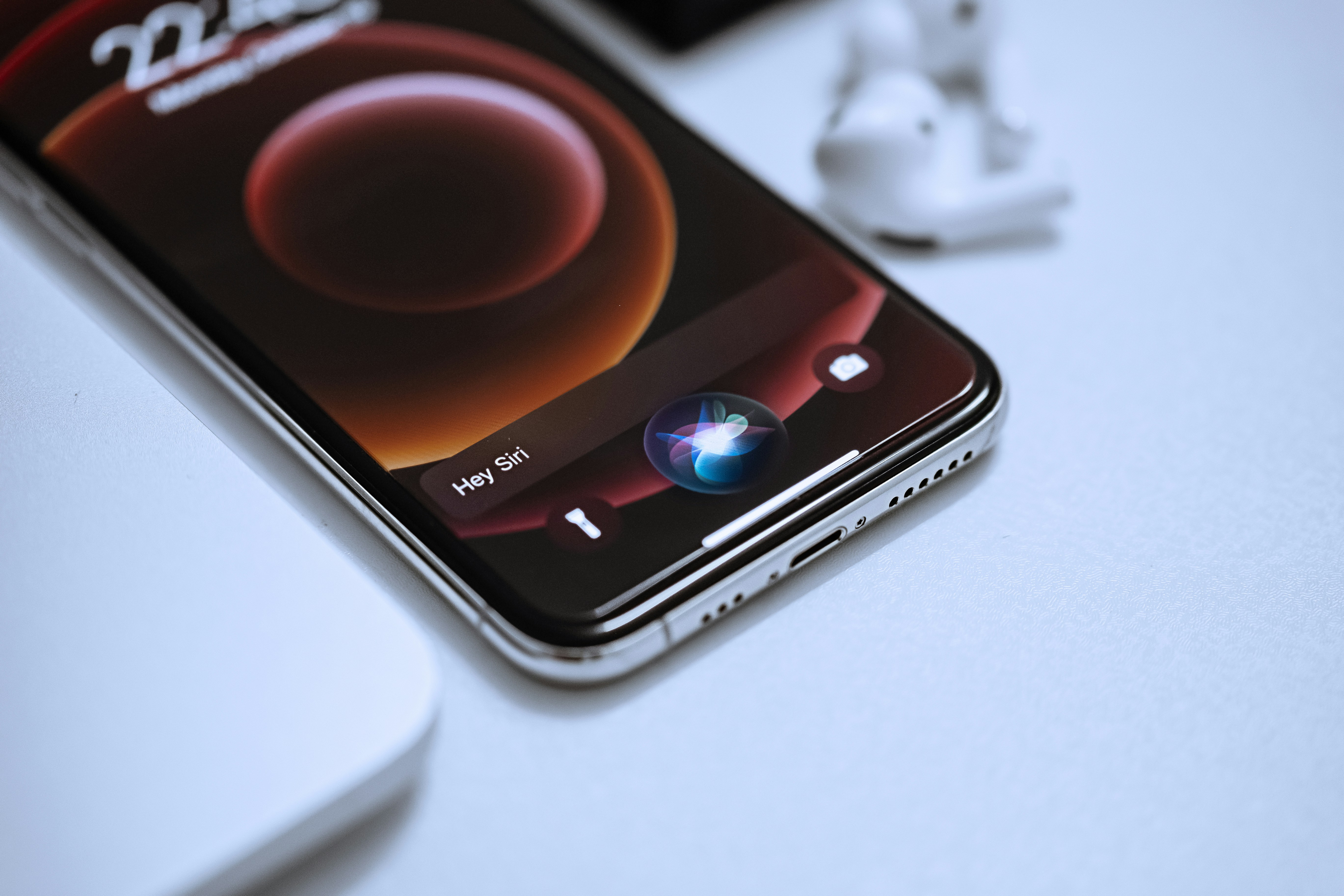 Apple onderzoekt de mogelijkheid om de term "Siri" te laten vallen ten gunste van kunstmatige intelligentie Apple onderzoekt de mogelijkheid om de term "Siri" te laten vallen ten gunste van kunstmatige intelligentie
