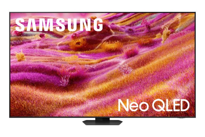 Vooraanzicht van Samsung QN900F TV Vooraanzicht van Samsung QN900F TV