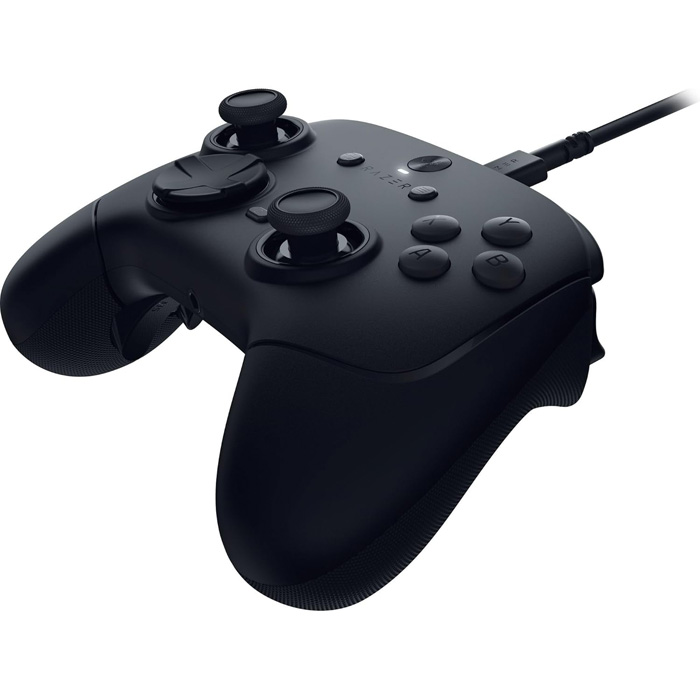 Razer Wolverine V3 Tournament Edition 8K PC Controller - View 2 Razer Wolverine V3 Tournament Edition 8K PC Controller - View 2