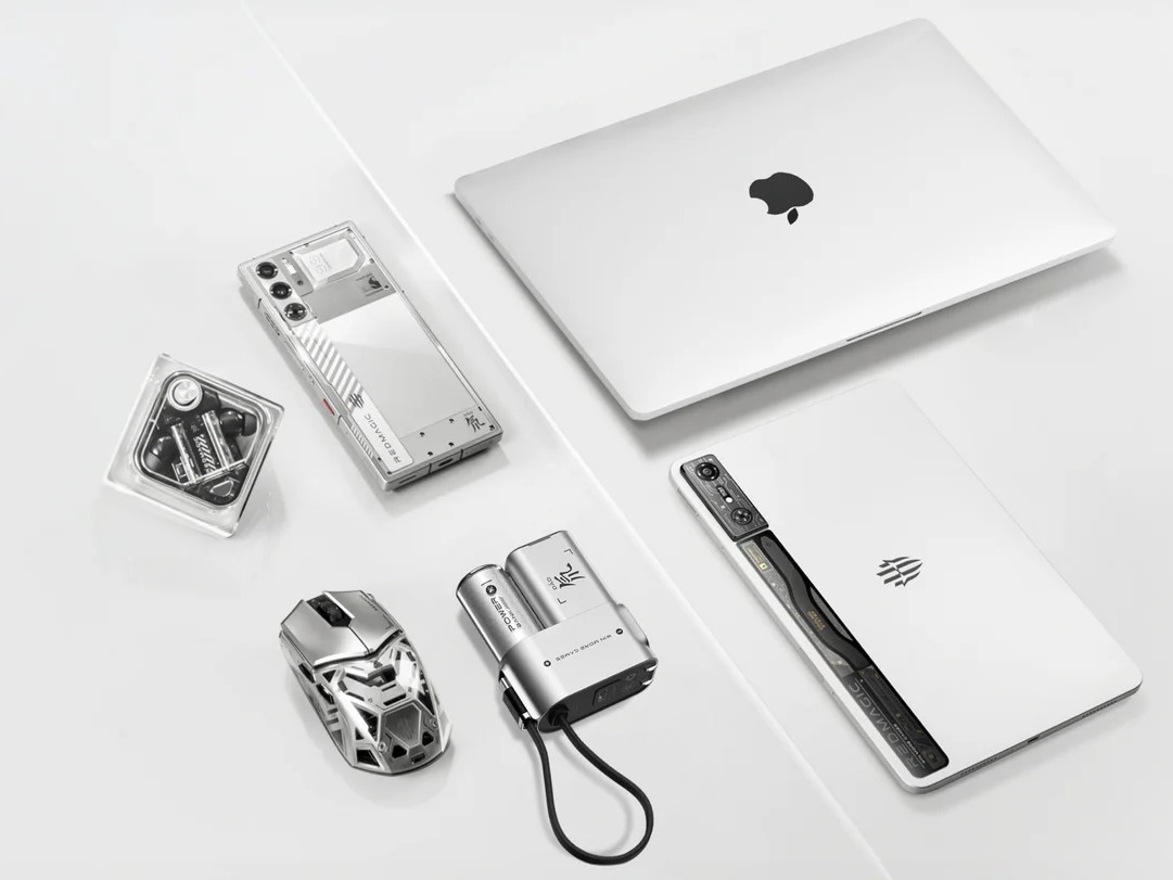 RedMagic Go 3-in-1 Power Bank Overzicht RedMagic Go 3-in-1 Power Bank Overzicht