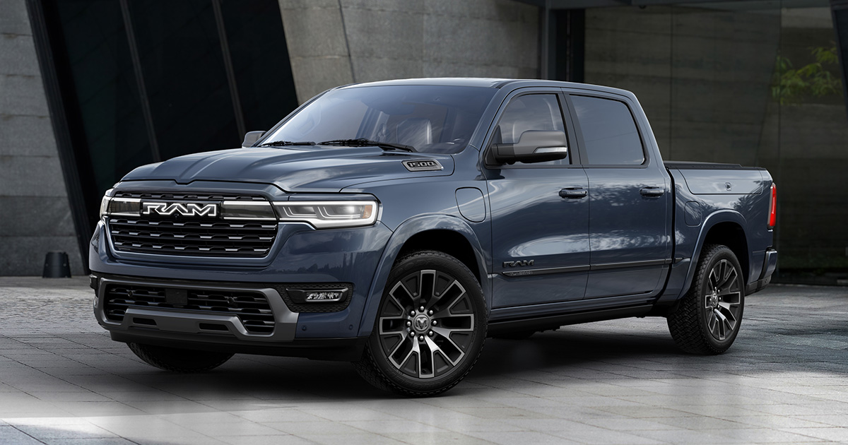 Ram 1500 Ramcharger onderweg Ram 1500 Ramcharger onderweg