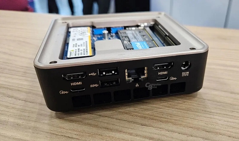 Sapphire's Edge AI mini-pc vanuit een ander perspectief Sapphire's Edge AI mini-pc vanuit een ander perspectief