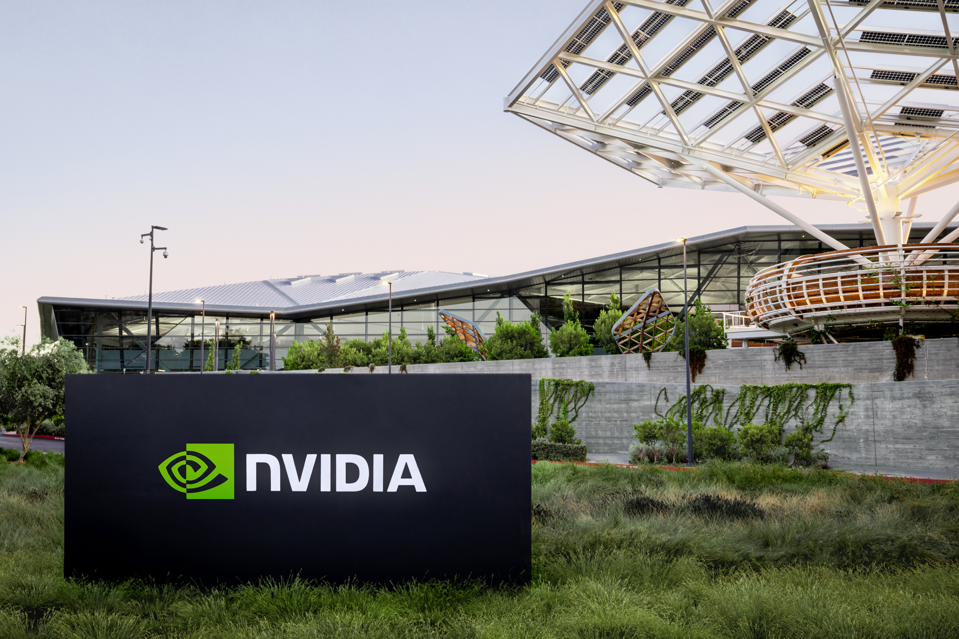 NVIDIA wordt aangeklaagd wegens schending van auteursrecht bij AI-training NVIDIA wordt aangeklaagd wegens schending van auteursrecht bij AI-training